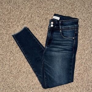 KanCan women’s skinny jeans